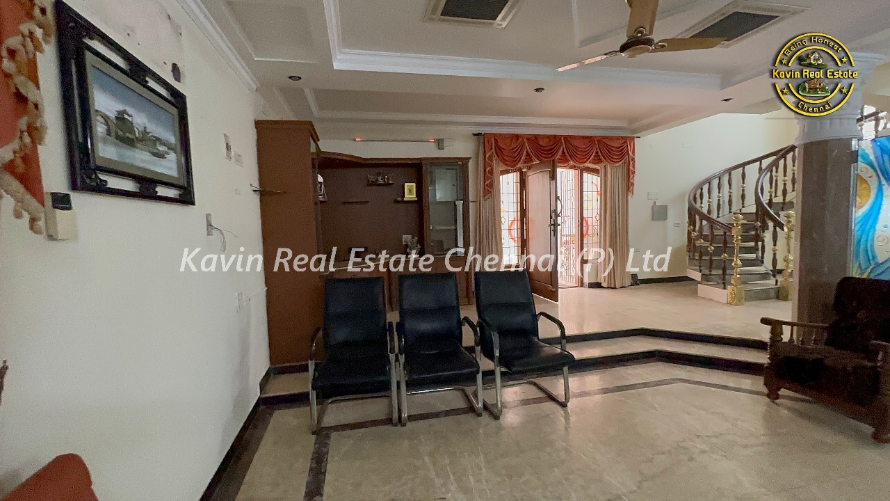 Bungalow for sale in Kolathur