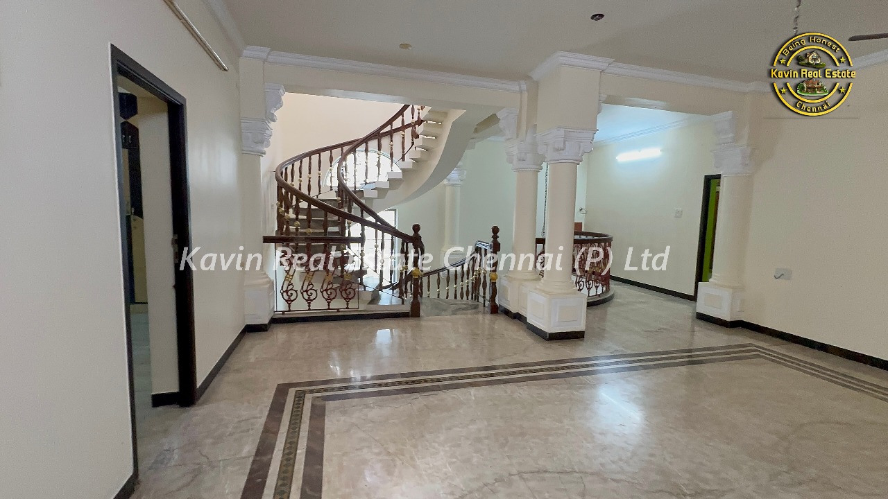 Bungalow for sale in Kolathur