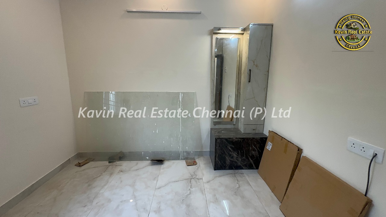 Fully Furnished Flat for sale in Kolathur