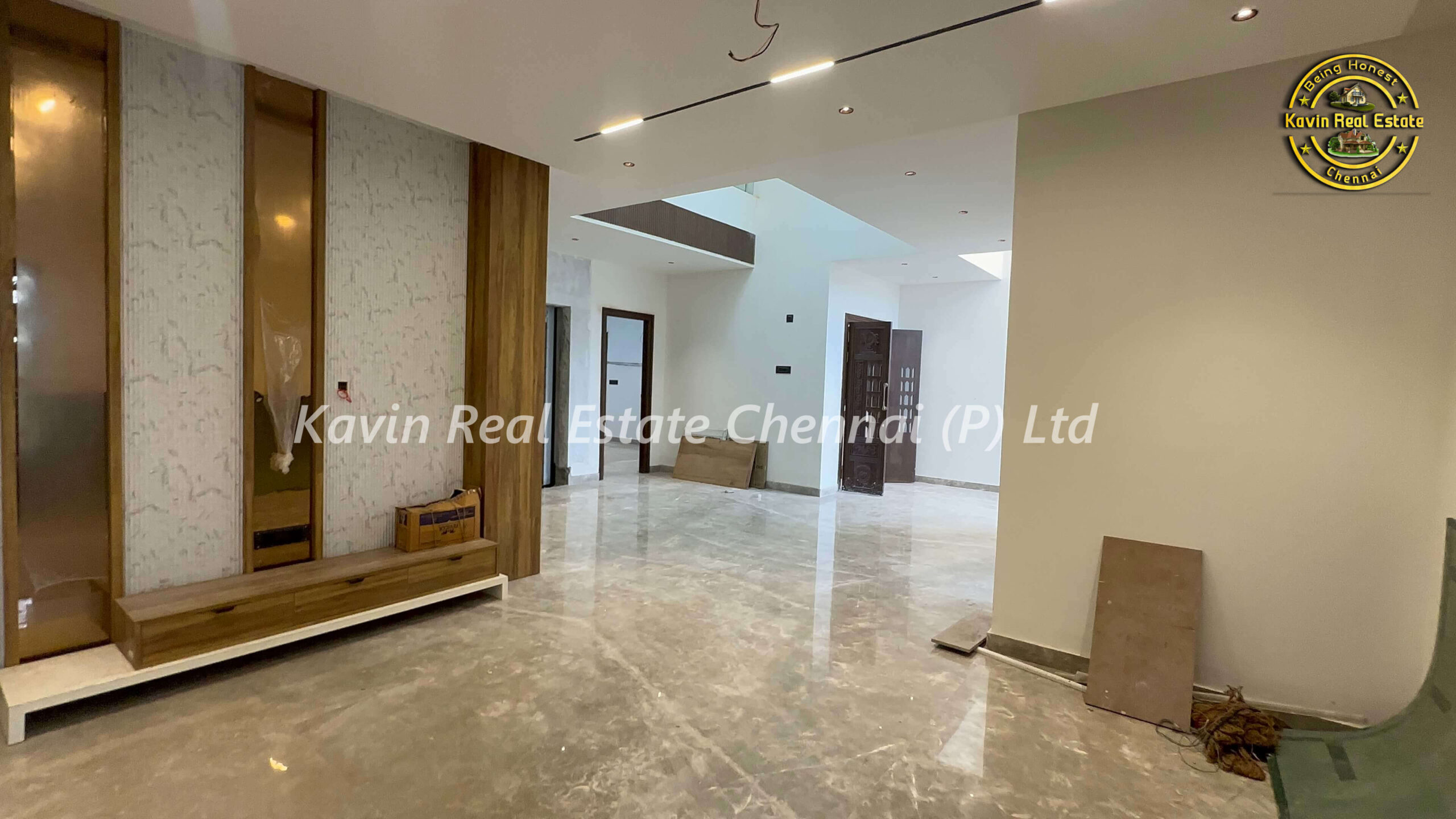 Luxury Bungalow for sale in Valasaravakkam