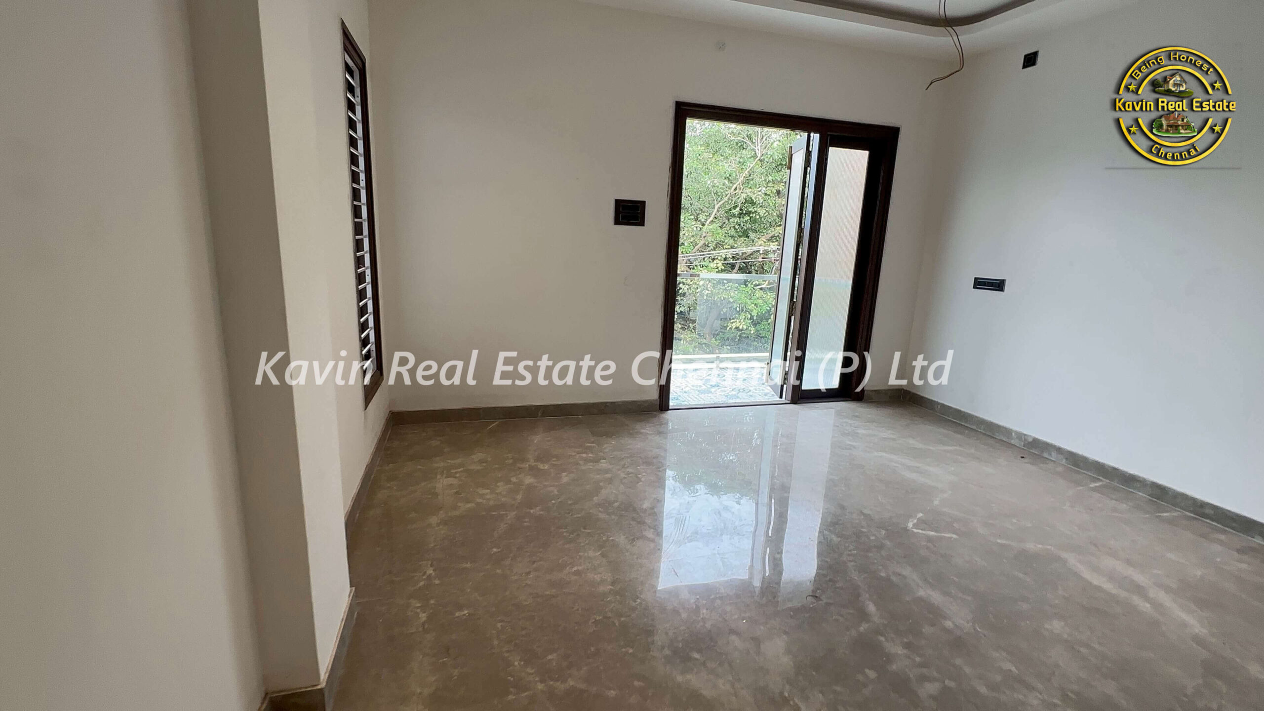 Luxury Bungalow for sale in Valasaravakkam