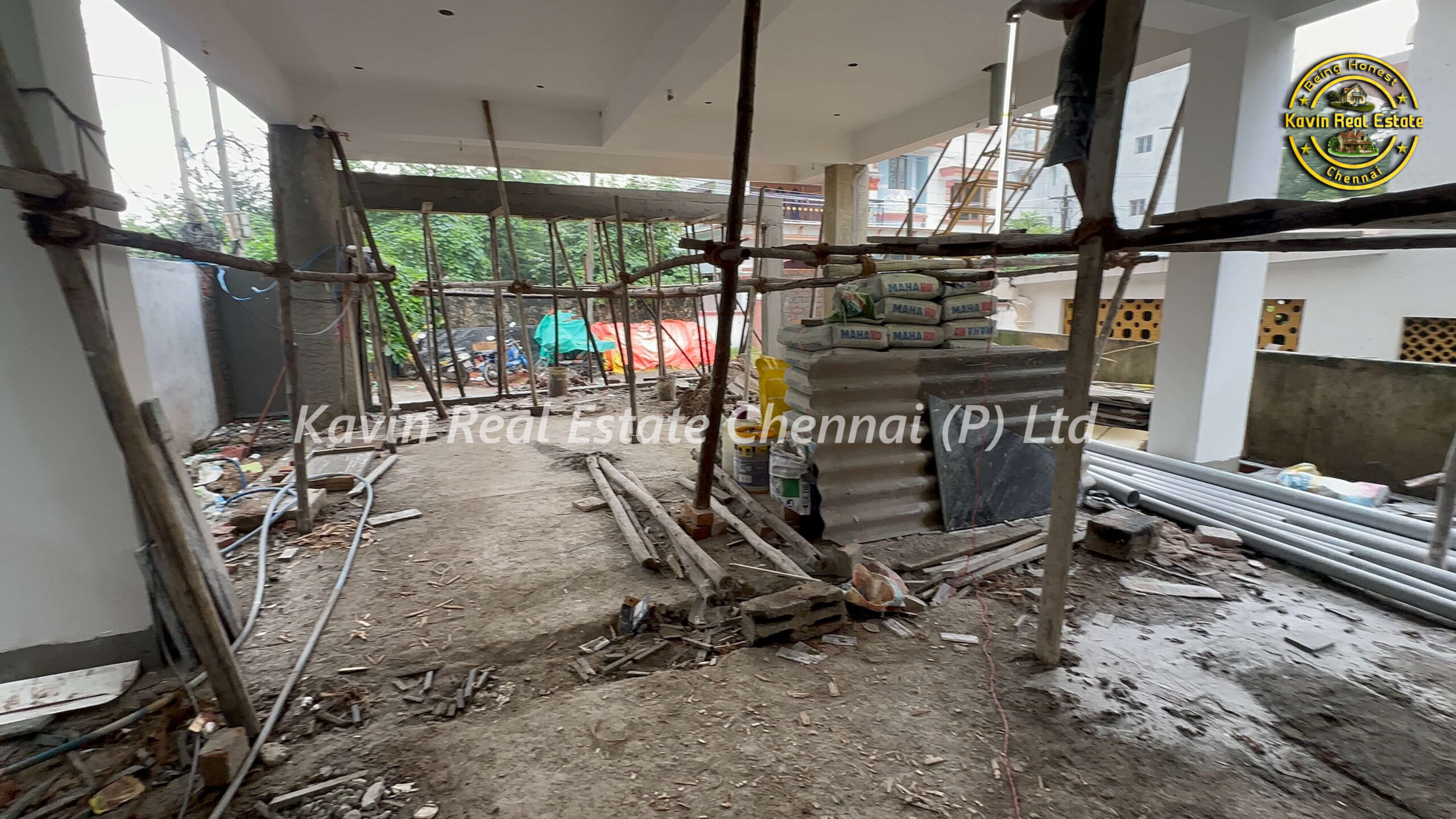 Luxury Bungalow for sale in Valasaravakkam