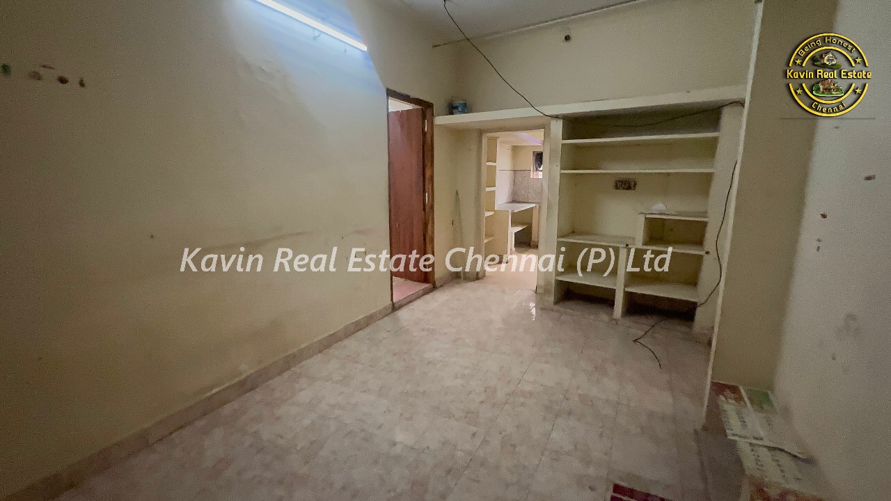 House for sale in Kolathur