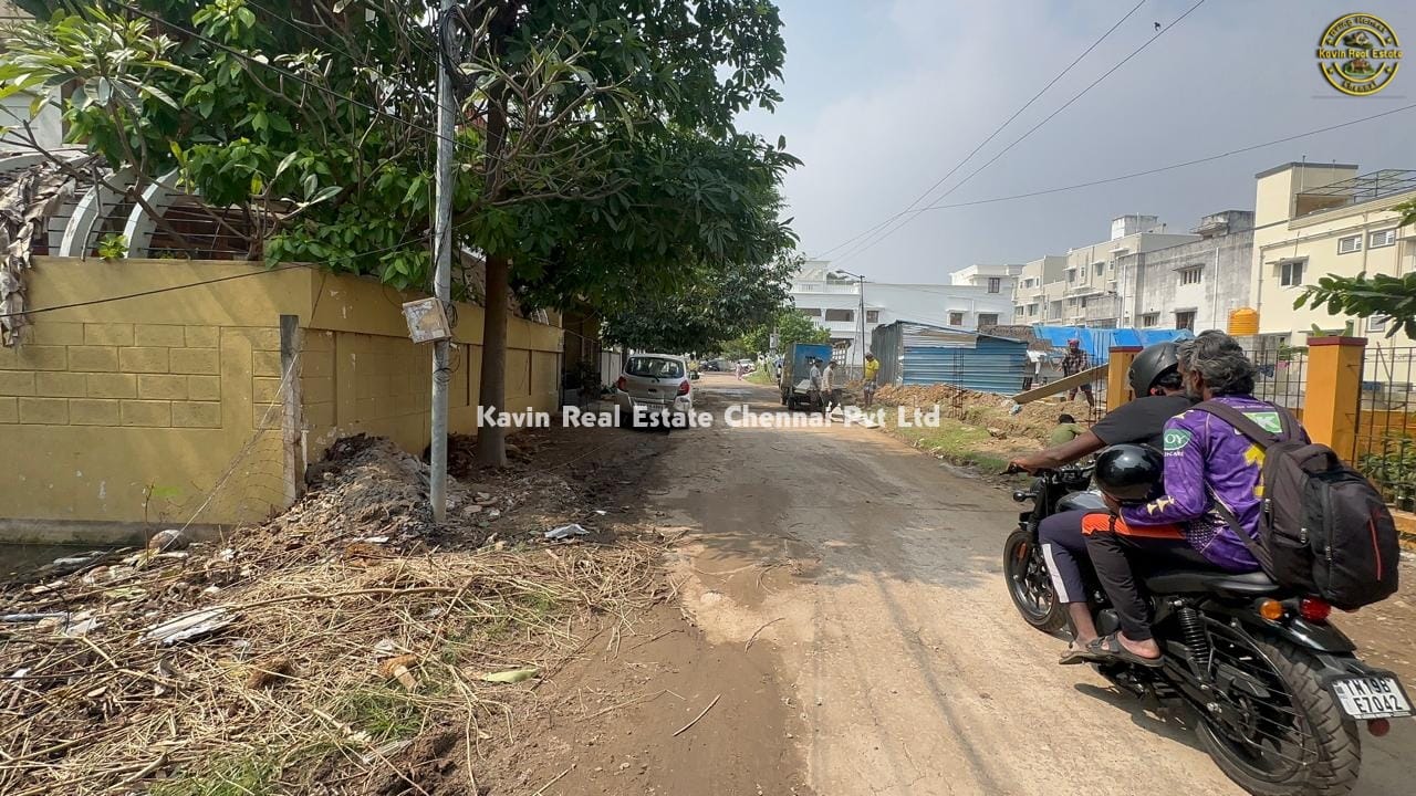 Plot for sale in S Kolathur