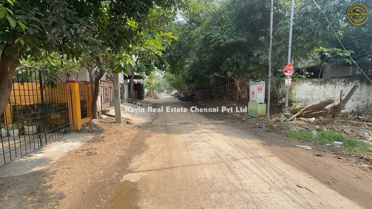 Plot for sale in S Kolathur