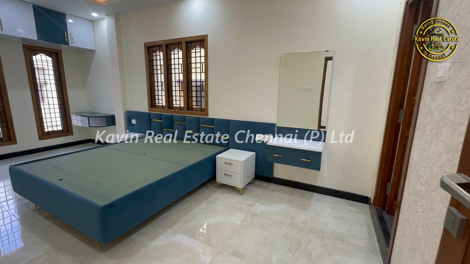 New Luxury Bungalow for sale in Valasaravakkam