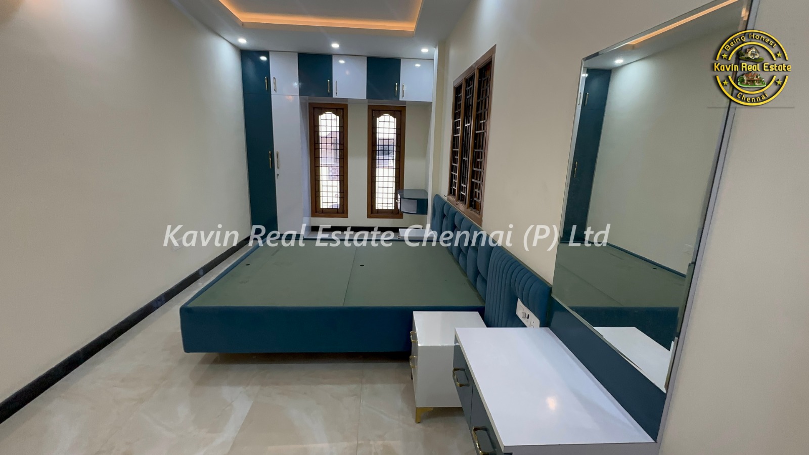 New Luxury Bungalow for sale in Valasaravakkam
