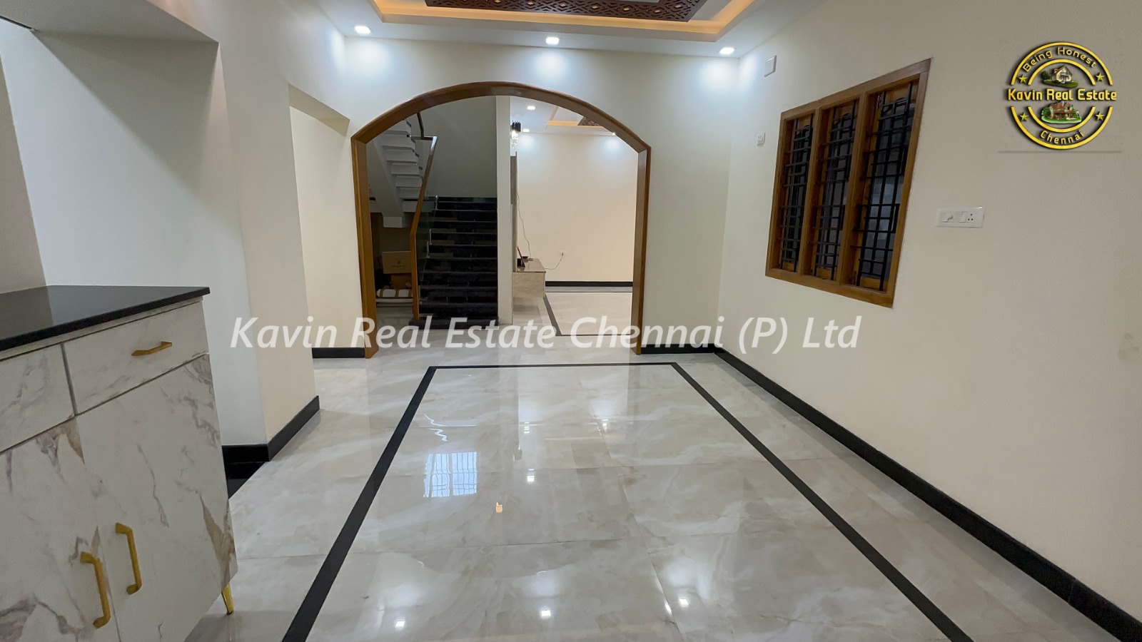 New Luxury Bungalow for sale in Valasaravakkam
