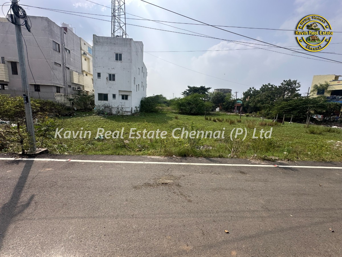 Plot for sale in Kolathur