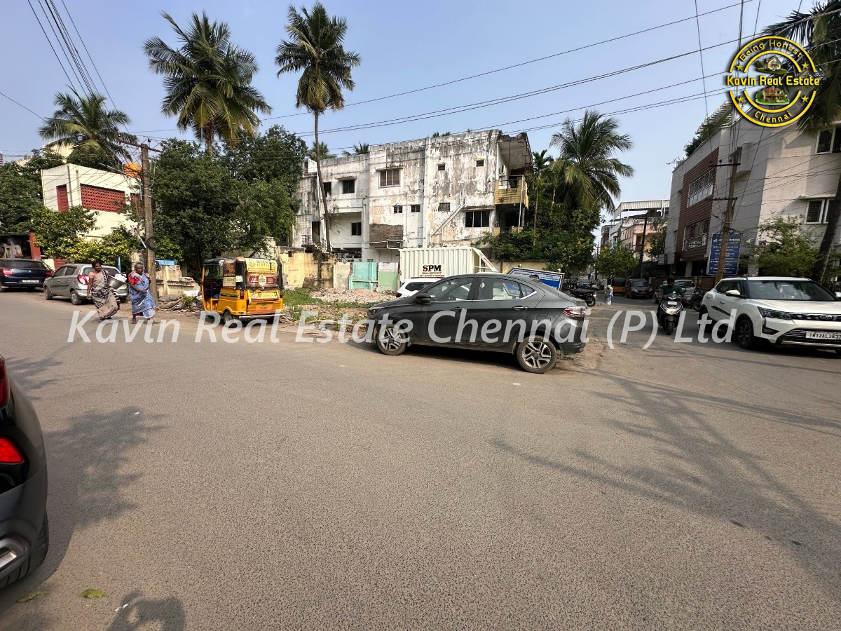 Corner Plot for sale in Chromepet