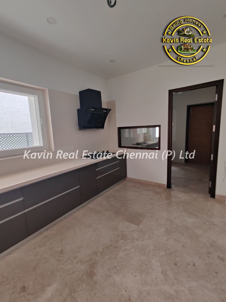 Bungalow for rent in ECR