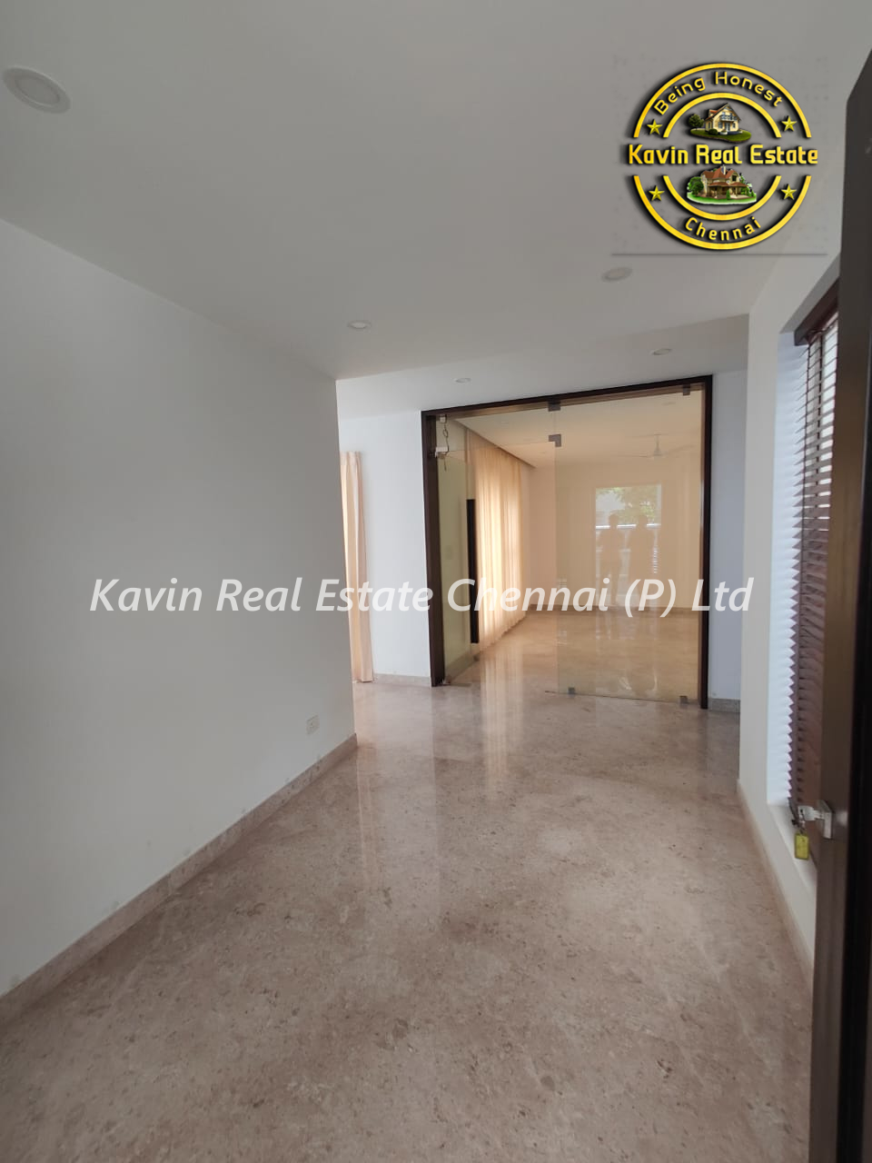 Bungalow for rent in ECR