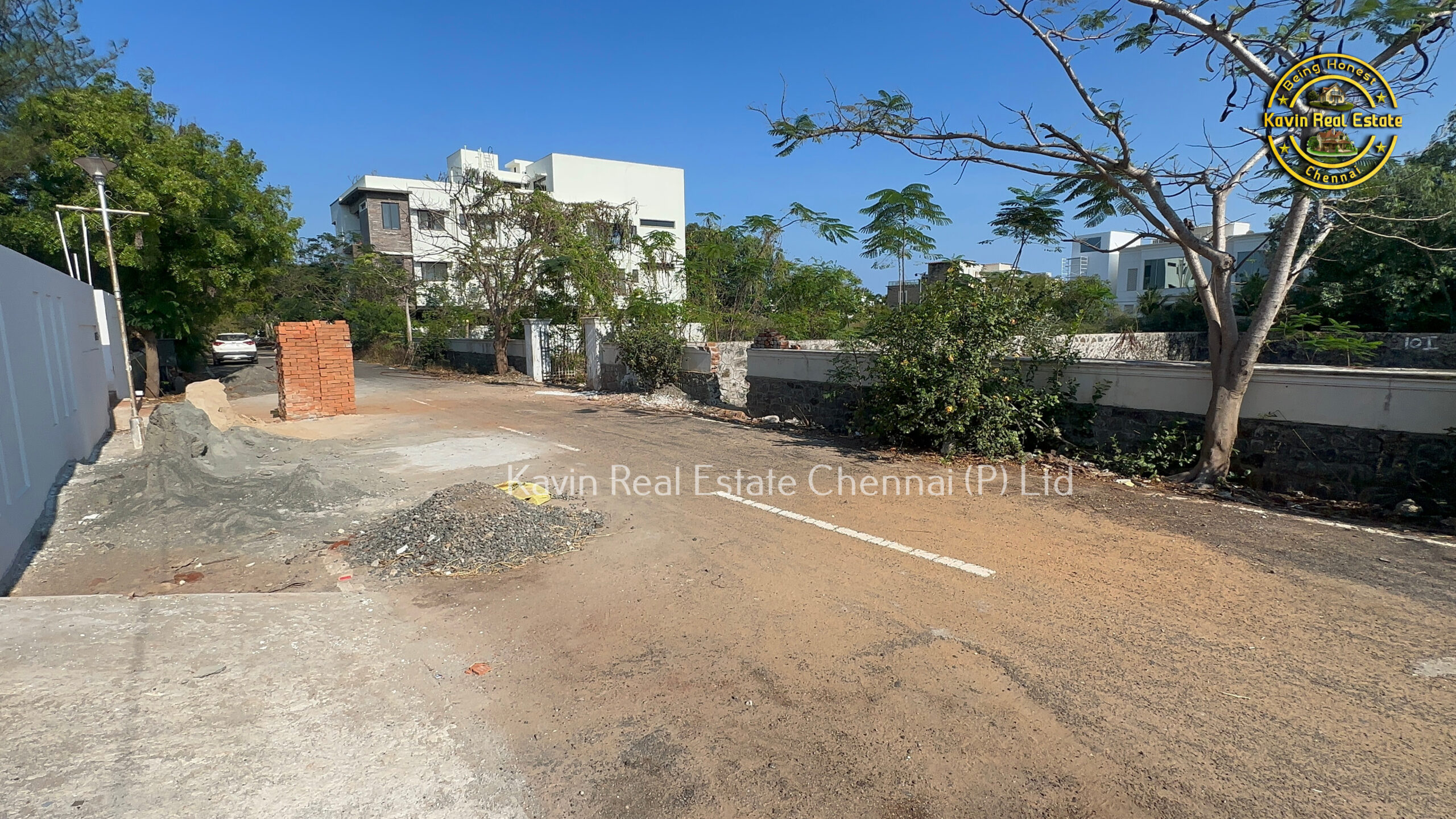 Plot for sale in ECR