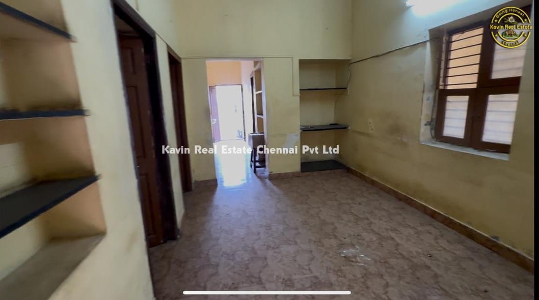 House for sale near Ashok Nagar Kasi Theatre