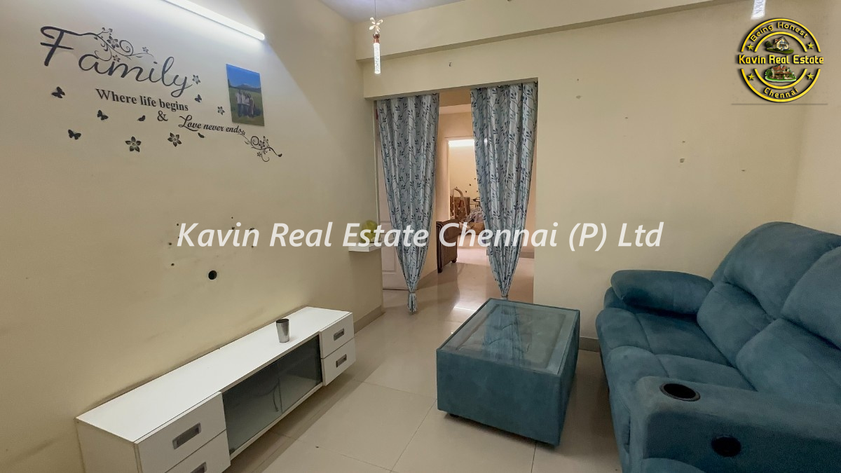 Big Flat for sale in Gated Community Nolambur