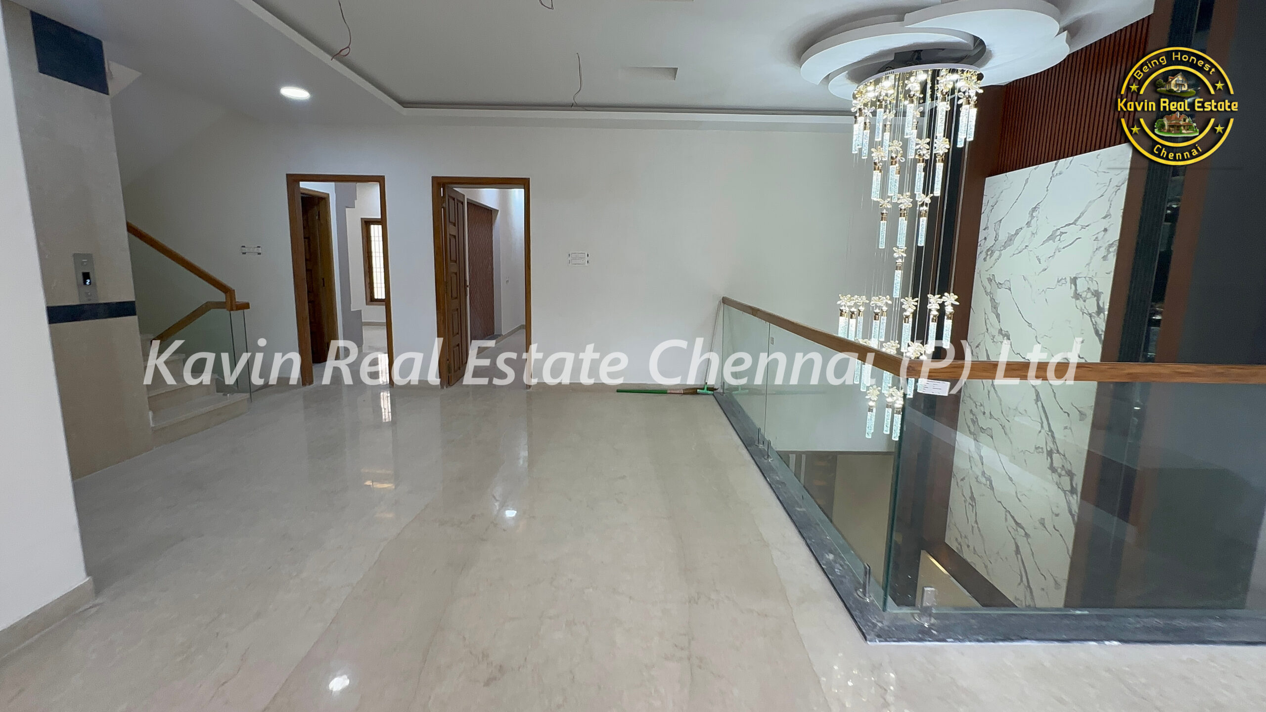 Luxury Bungalow for sale in Valasaravakkam