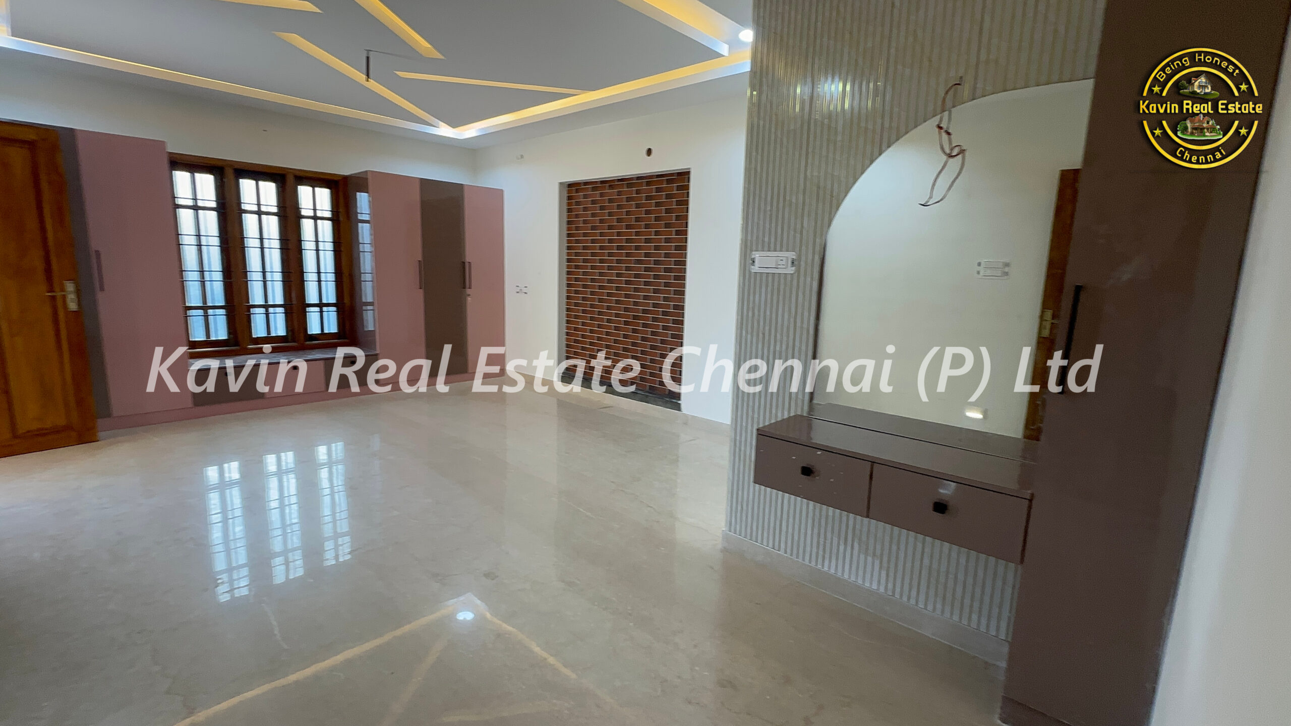 Luxury Bungalow for sale in Valasaravakkam