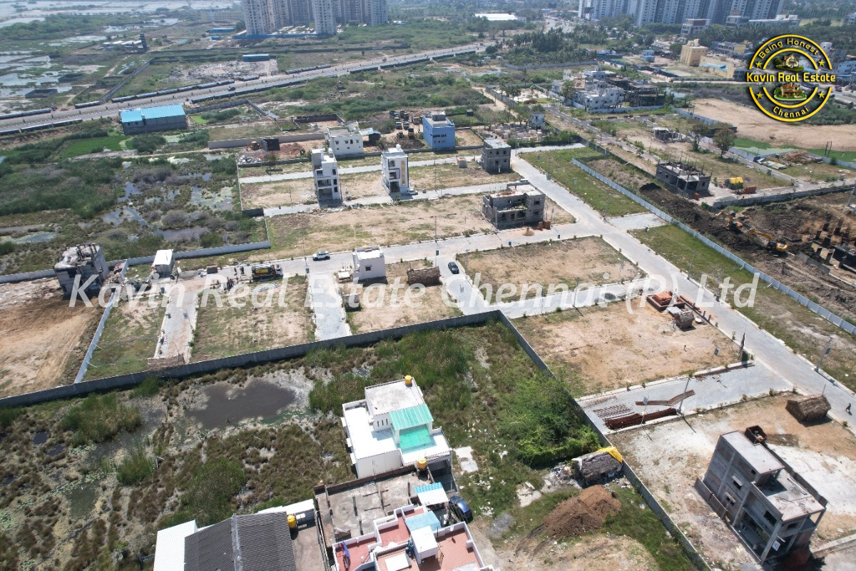 Plot for sale in Kelambakkam