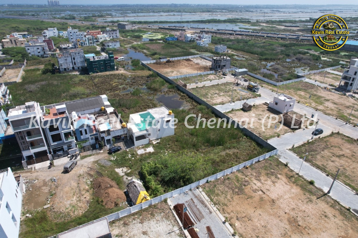 Plot for sale in Kelambakkam