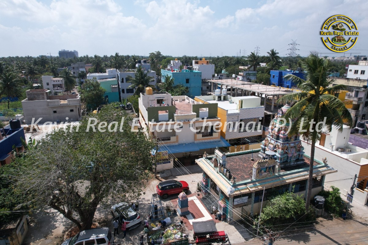 House for sale in Kelambakkam