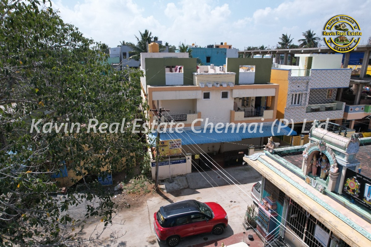 House for sale in Kelambakkam