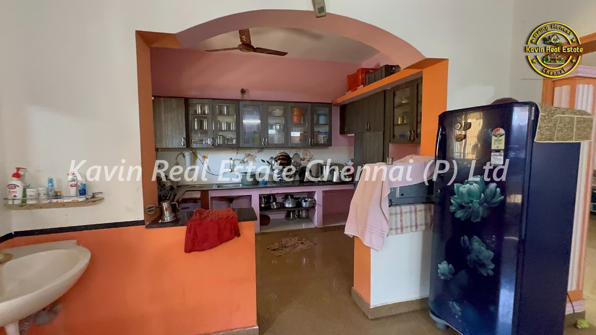 House for sale in Kelambakkam