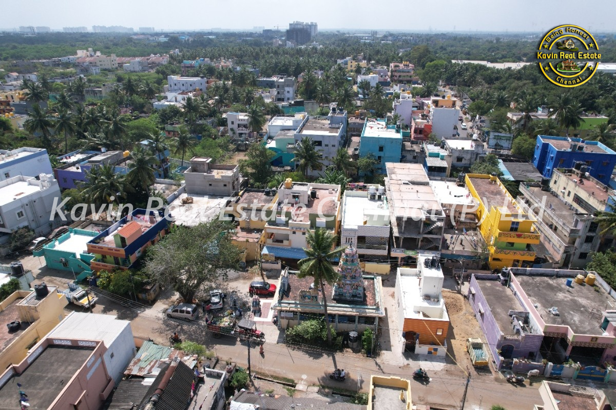 House for sale in Kelambakkam