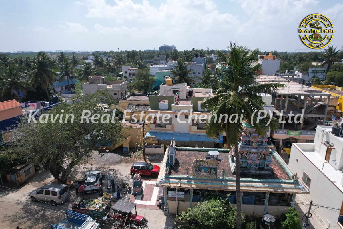 House for sale in Kelambakkam