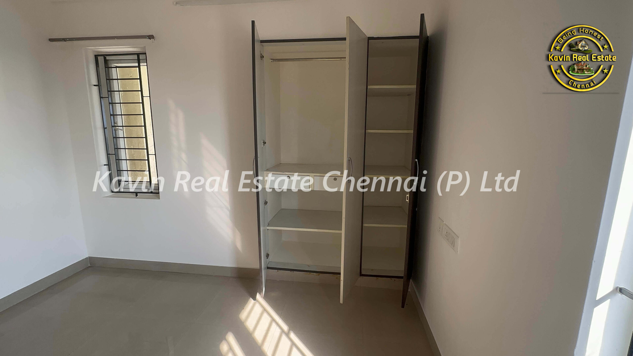 2 BHK Flat for sale on Road in Velappanchavadi