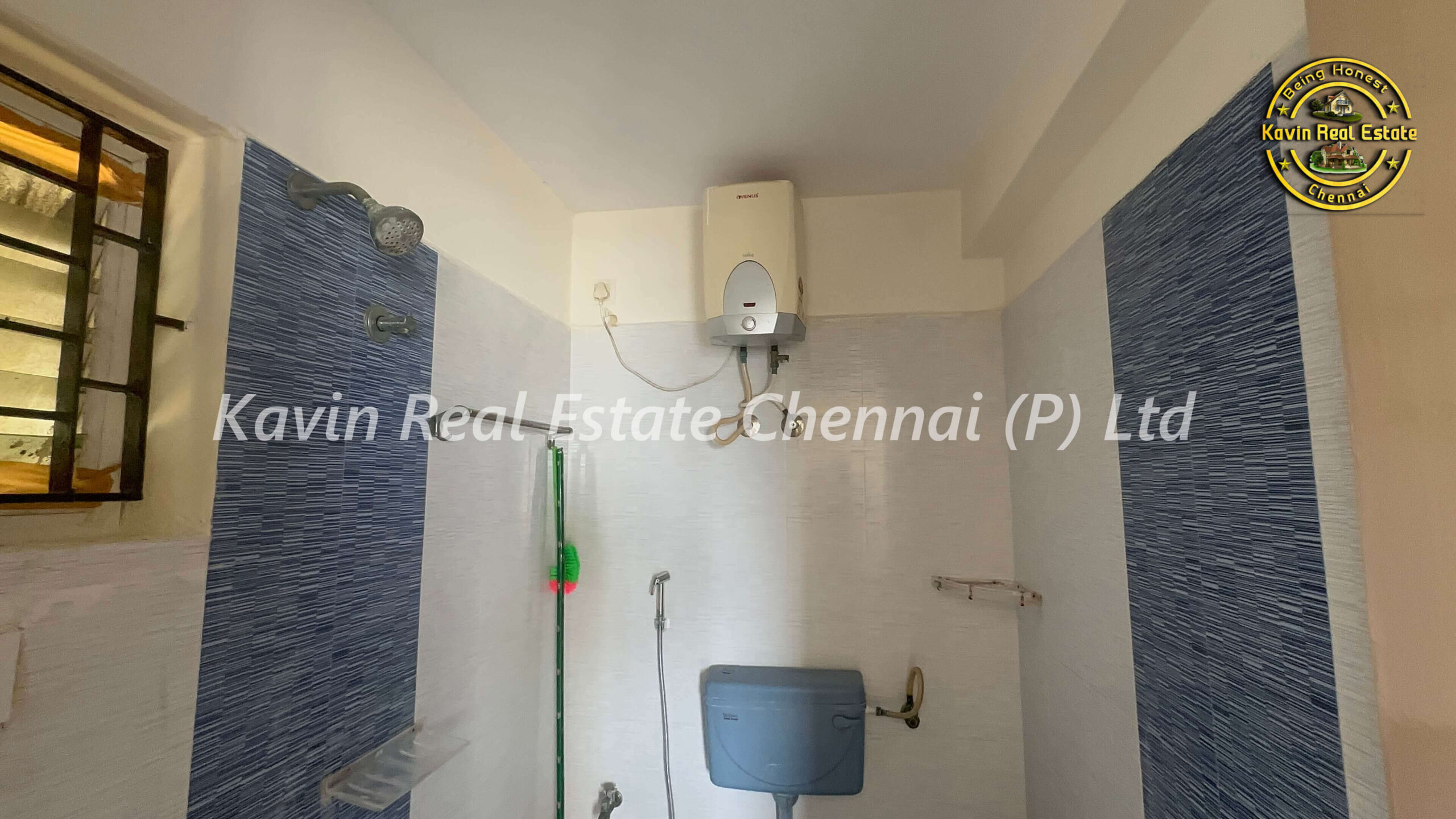 2 BHK Flat for sale on Road in Velappanchavadi
