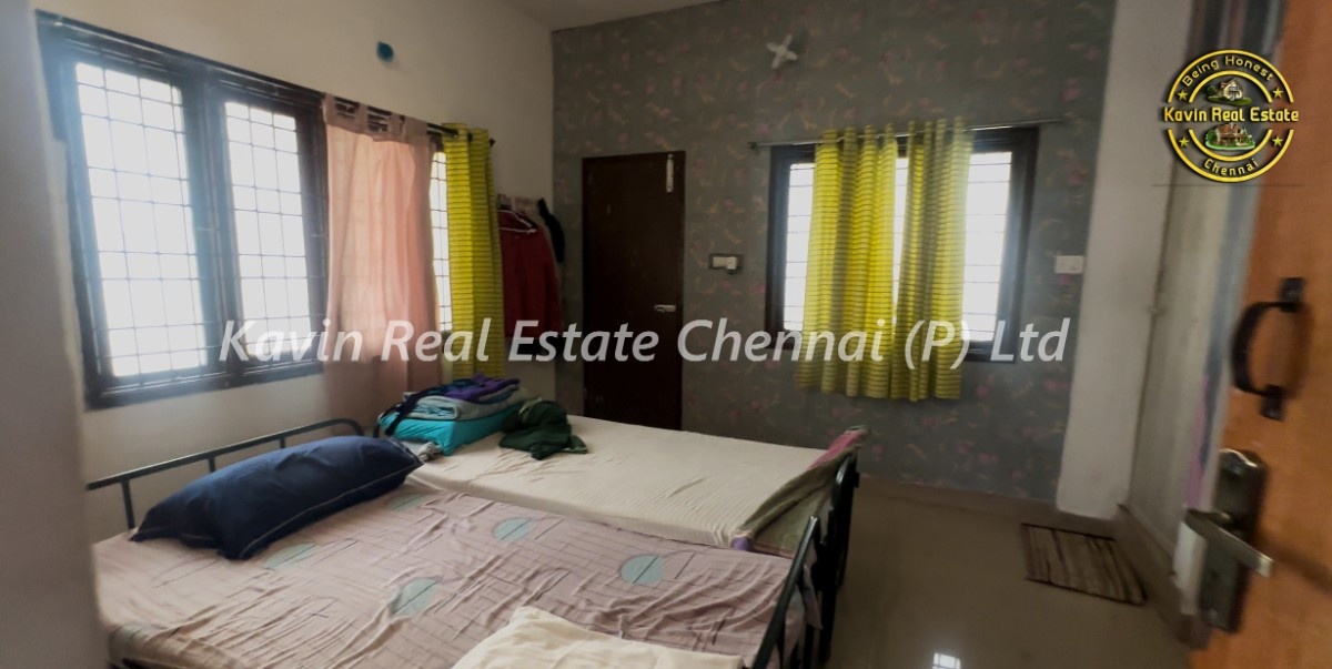 House for sale in Shollinganallur OMR