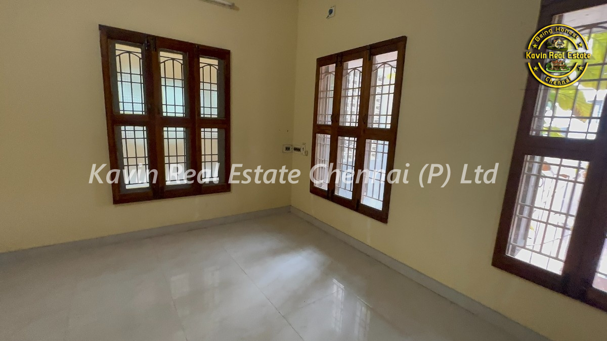 House for sale in Mudichur