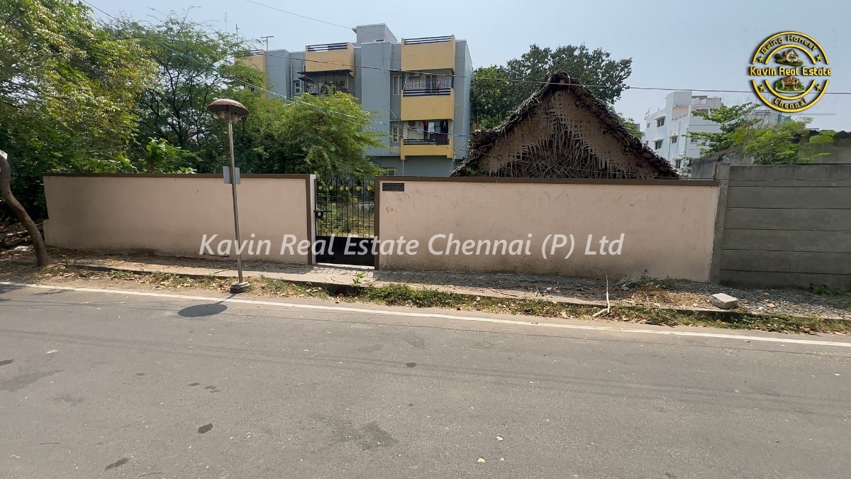 Plot for sale in Velachery