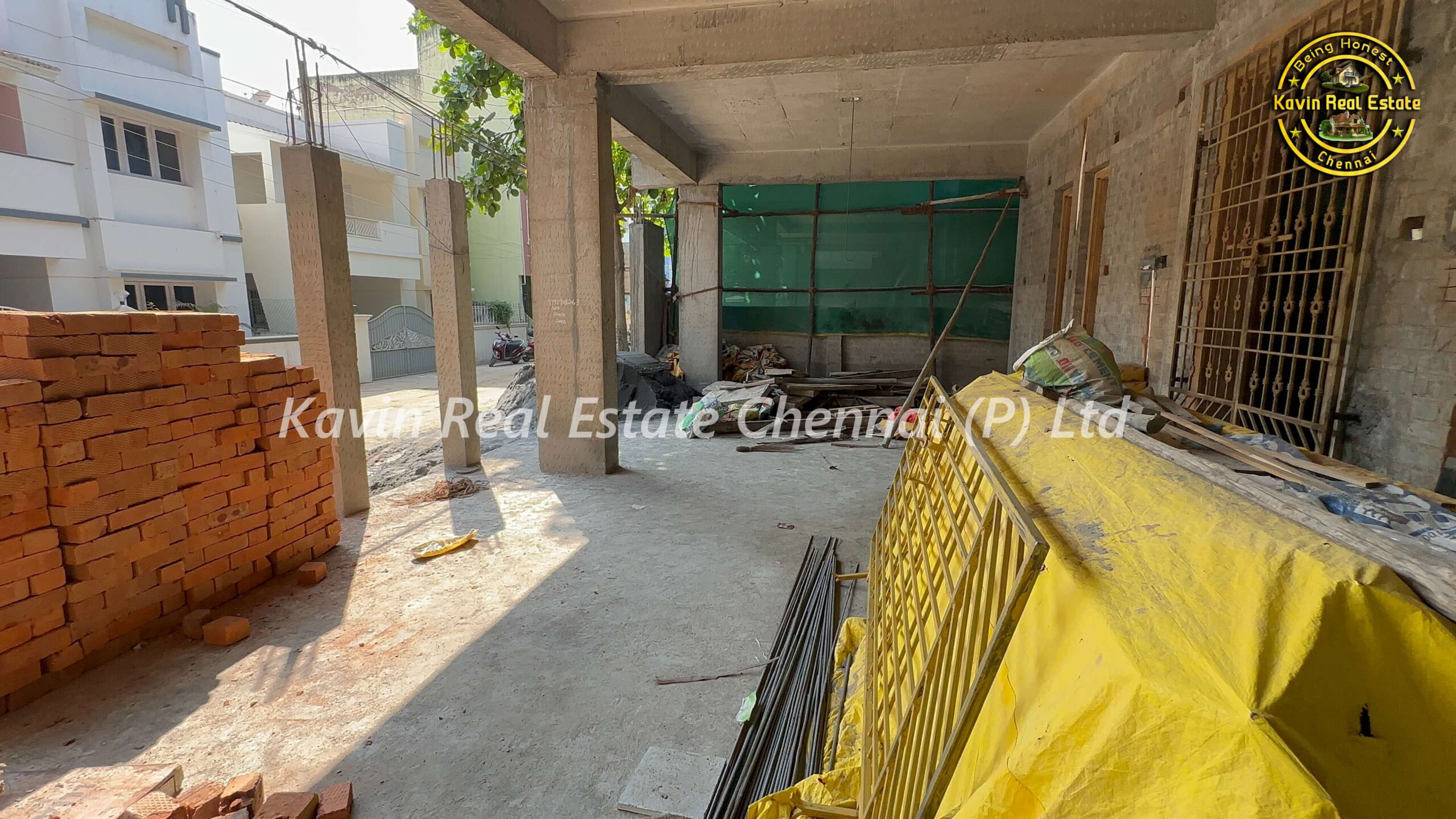 Luxury Bungalow for sale in Valasaravakkam