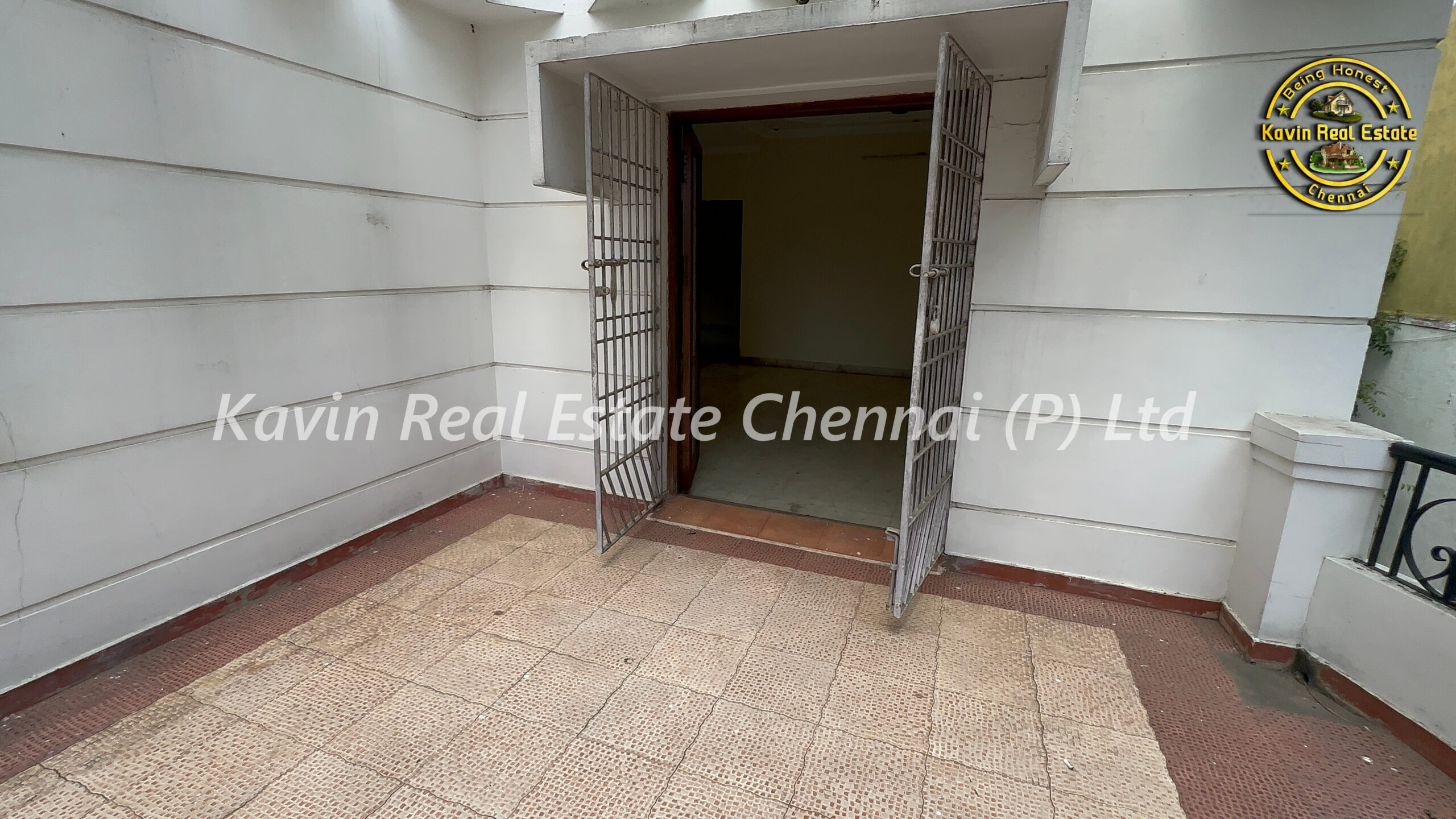 House for sale in Valasaravakkam